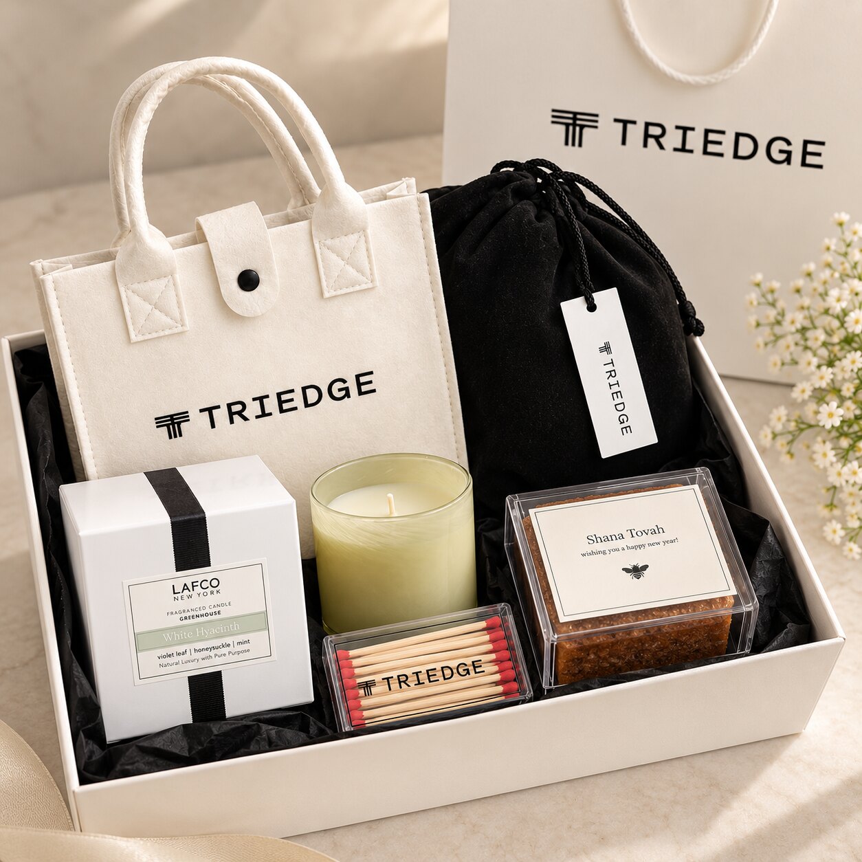 TRIEDGE custom corporate gift set